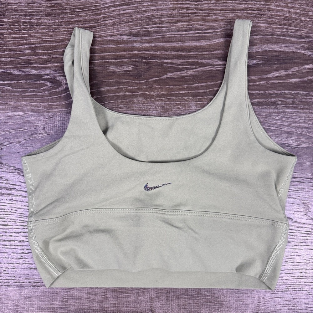 Nike Womens S Center Swoosh‎ Sports Bra Green In Excellent Used Condition Yoga